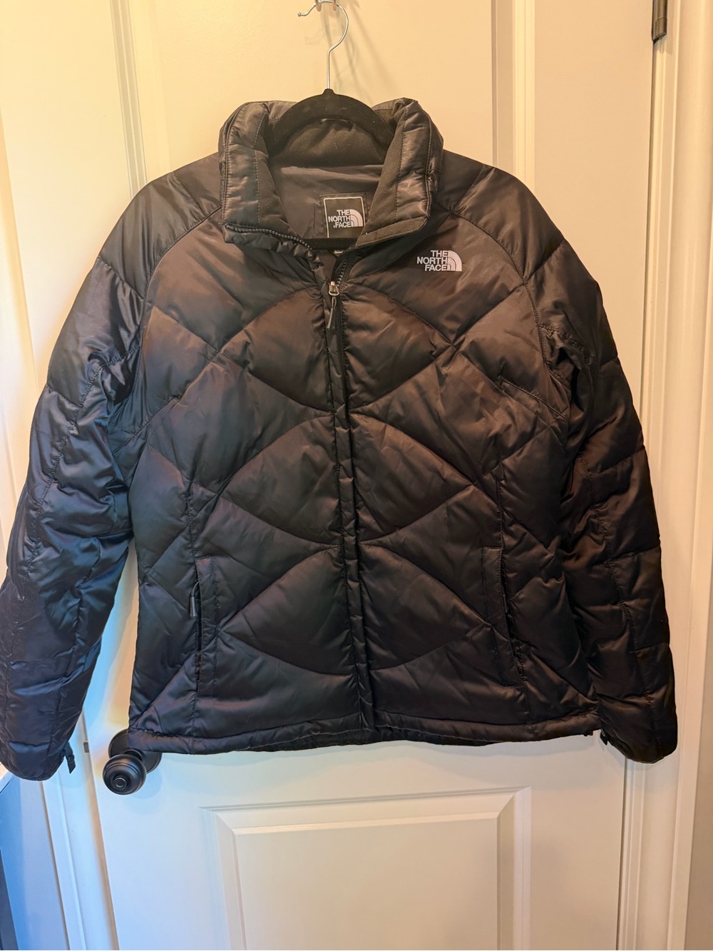 The North Face Women's Black Diamond-Quilt 550 Goose Down Puffer Jacket